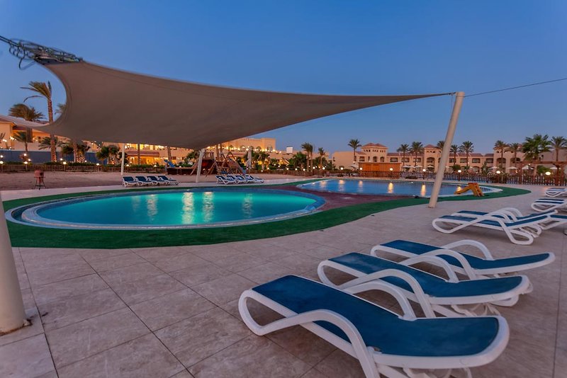 Cleopatra Luxury Beach Resort Makadi Bay - Adults Only 5