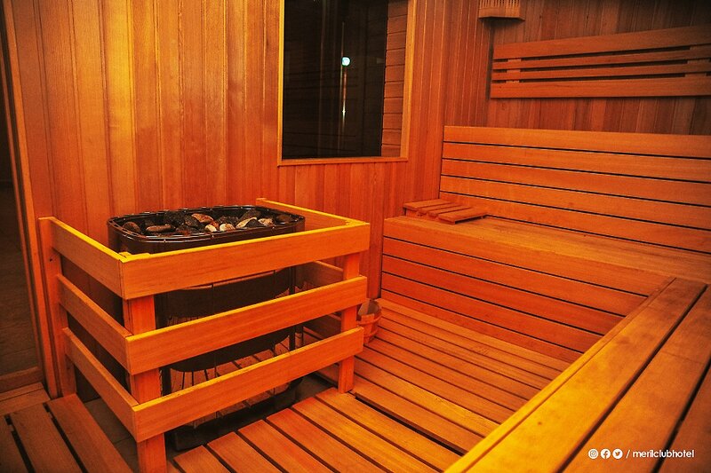 Meril Club Hotels & Spa 22