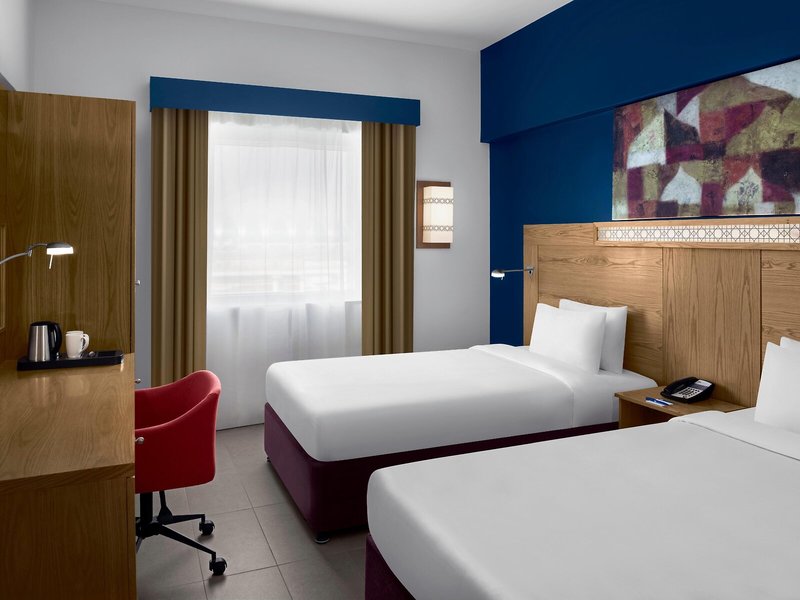 Holiday Inn Express Dubai Airport 17