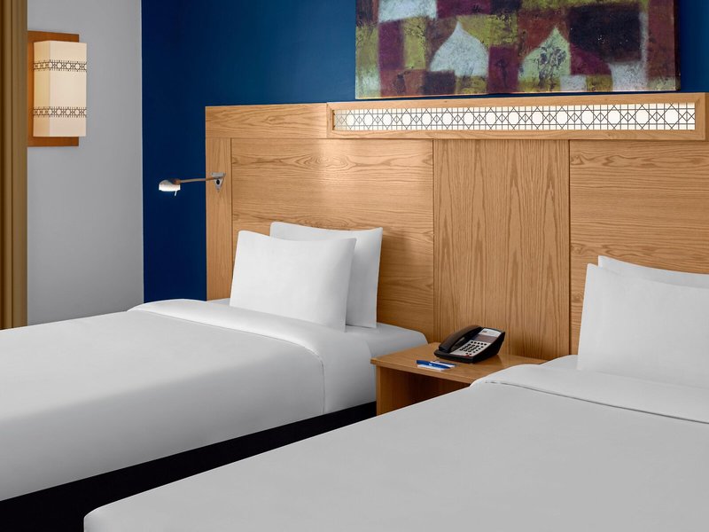 Holiday Inn Express Dubai Airport 19