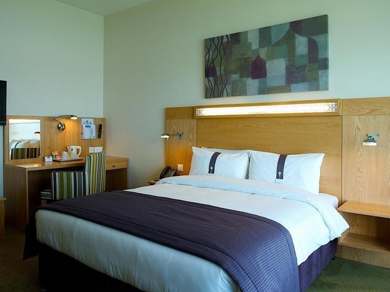 Holiday Inn Express Dubai Airport 20