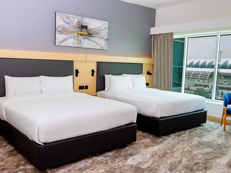Holiday Inn Express Dubai Airport 22