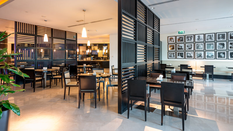 Holiday Inn Express Dubai Airport 3