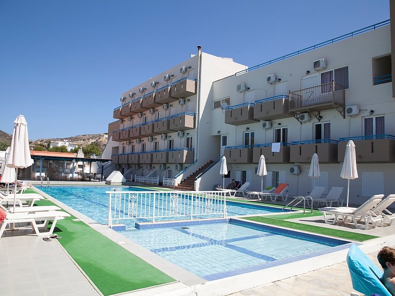 Athinoula Hotel 13
