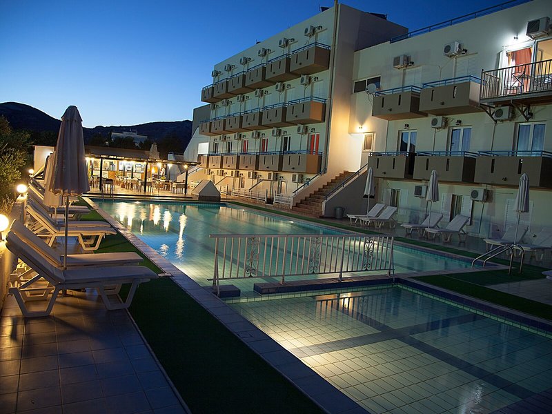 Athinoula Hotel 18