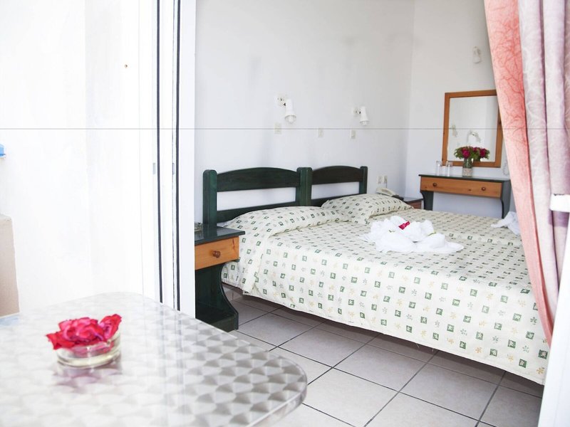 Athinoula Hotel 33