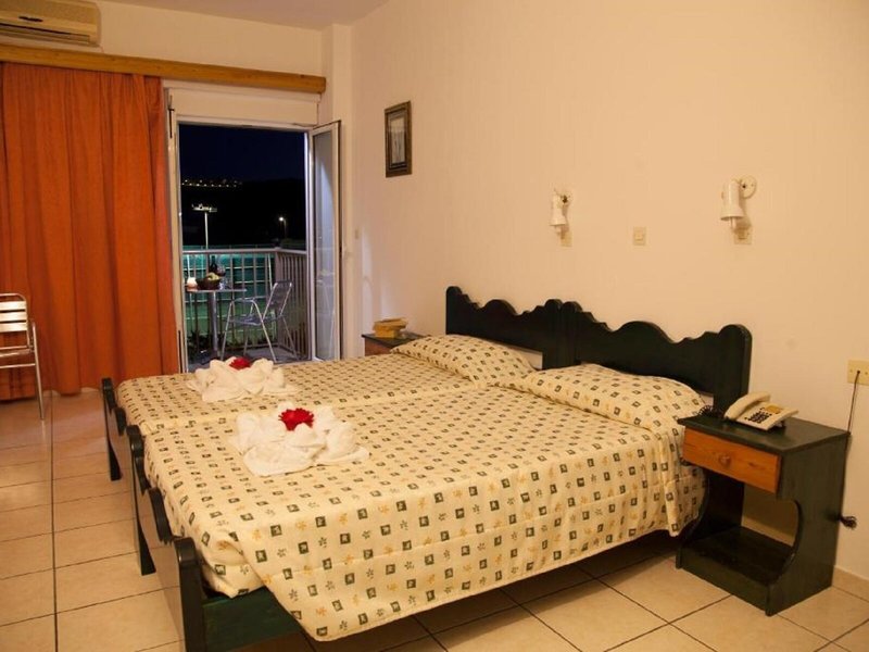 Athinoula Hotel 34