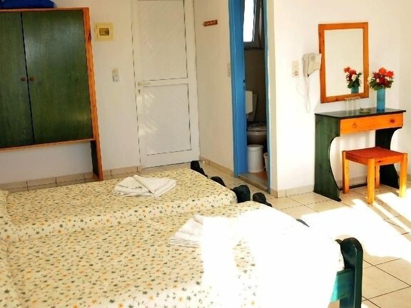 Athinoula Hotel 37