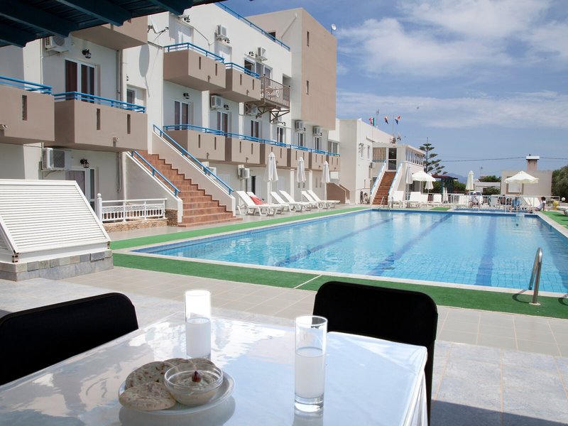 Athinoula Hotel 15