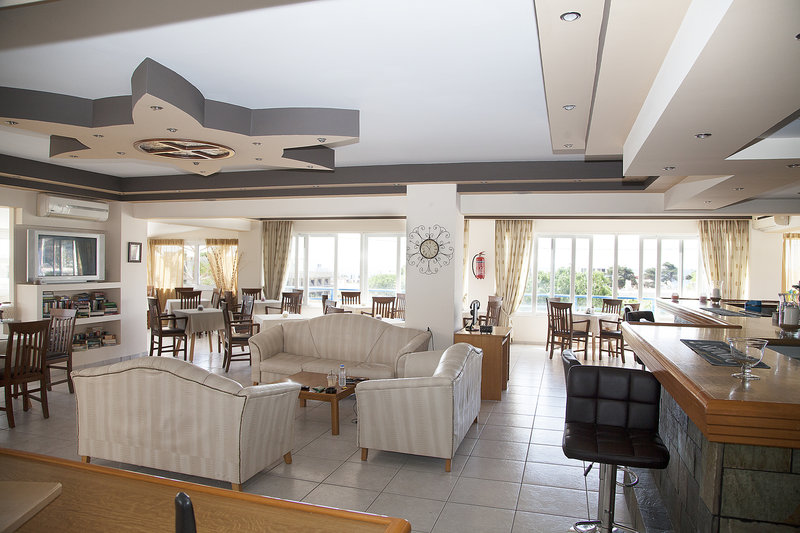 Athinoula Hotel 9
