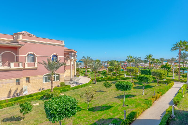 Titanic Palace 22
