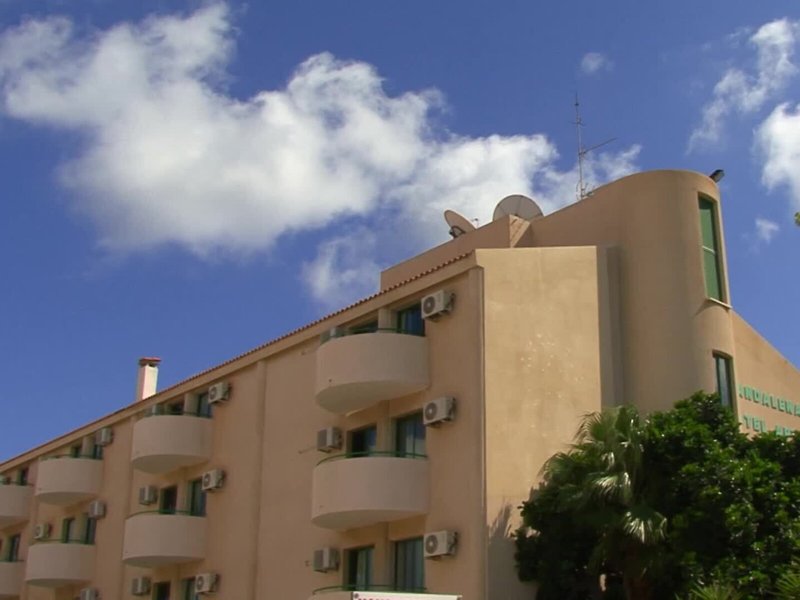 Mandalena Hotel Apartments 3