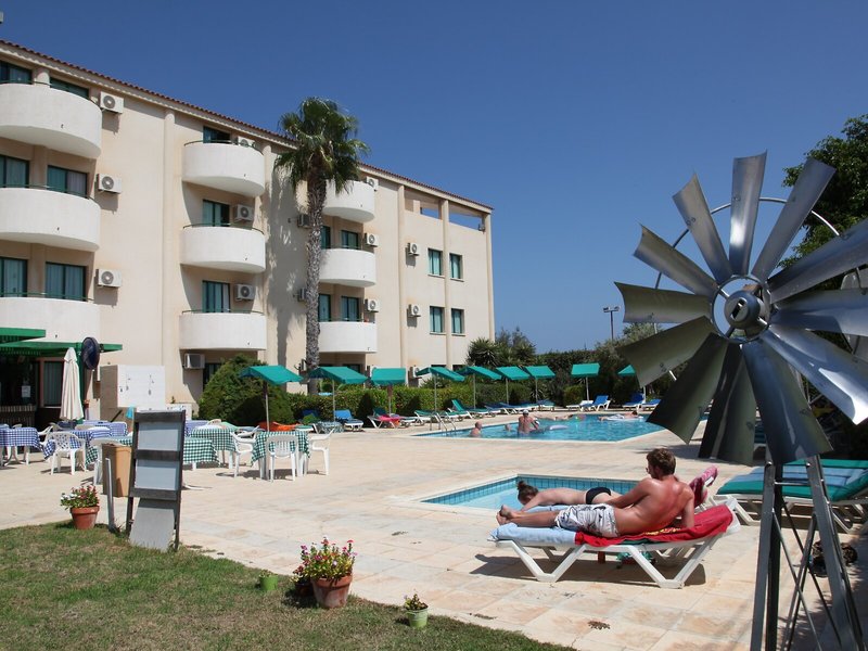 Mandalena Hotel Apartments 6