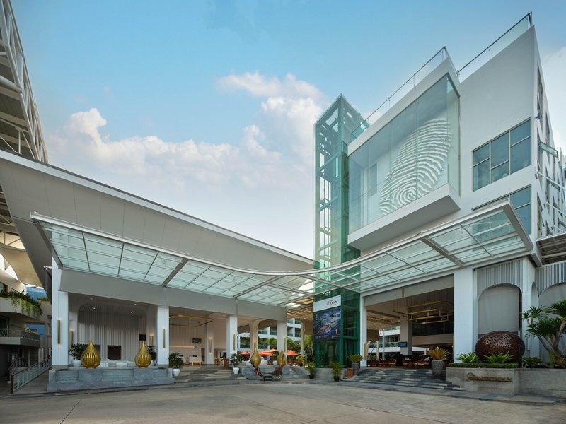 The Kee Resort & Spa 10