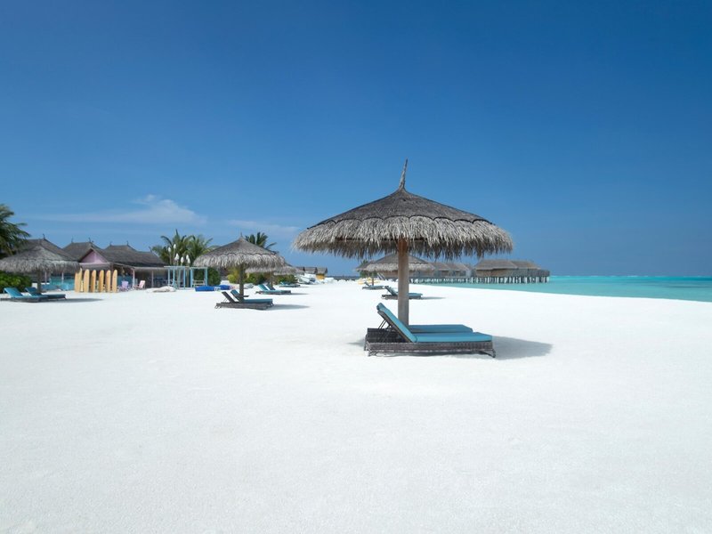 Constance Moofushi Maldives 7 - Beach