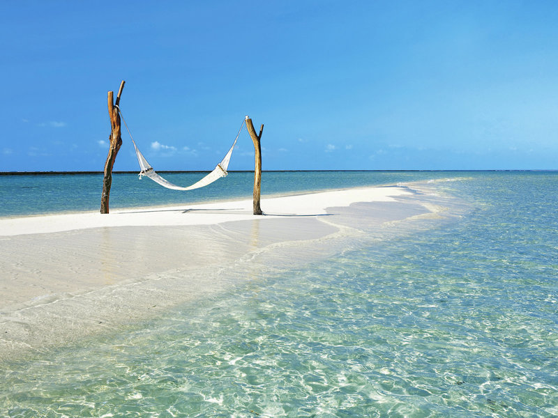 Constance Moofushi Maldives 8 - Beach