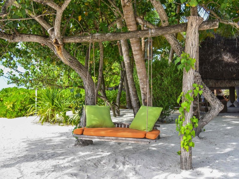 Constance Moofushi Maldives 12 - Beach