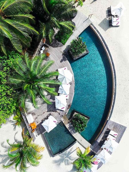 Constance Moofushi Maldives 25 - Outdoor Pool