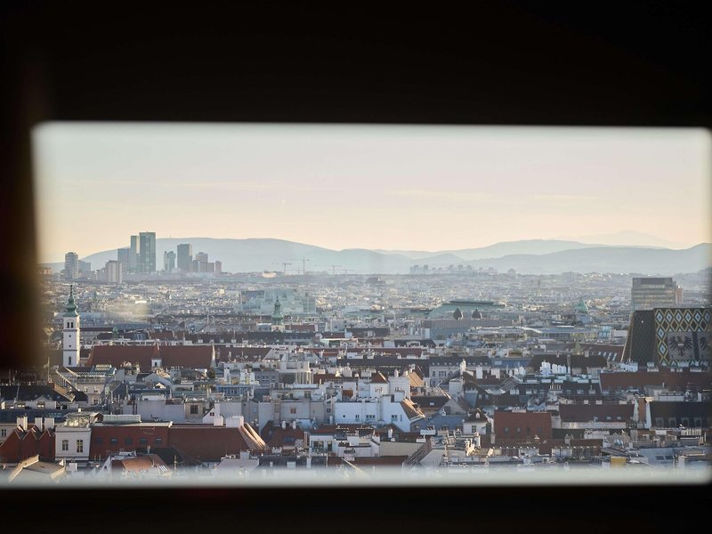 SO/ Vienna 8