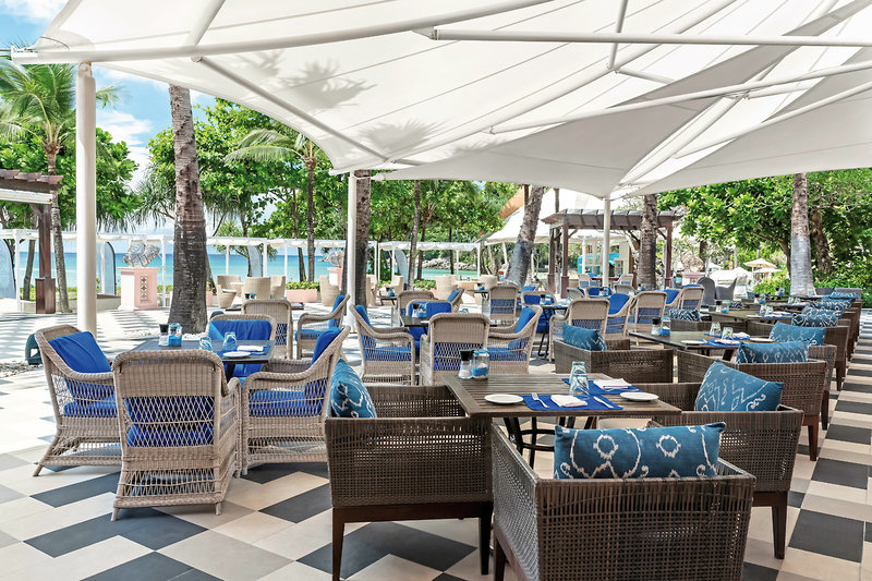 Centara Grand Beach Resort Phuket 11