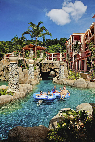 Centara Grand Beach Resort Phuket 11