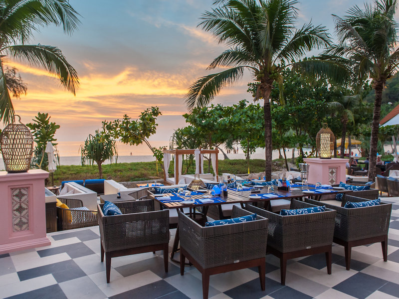 Centara Grand Beach Resort Phuket 16