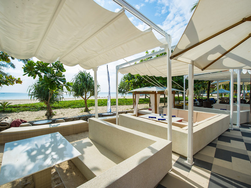 Centara Grand Beach Resort Phuket 32