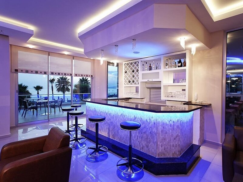Venessa Beach 6