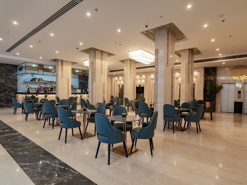 Sphinx Aqua Park Beach Resort 32