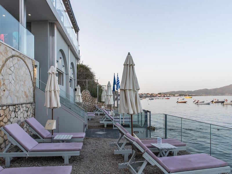 Denise Beach Hotel 7