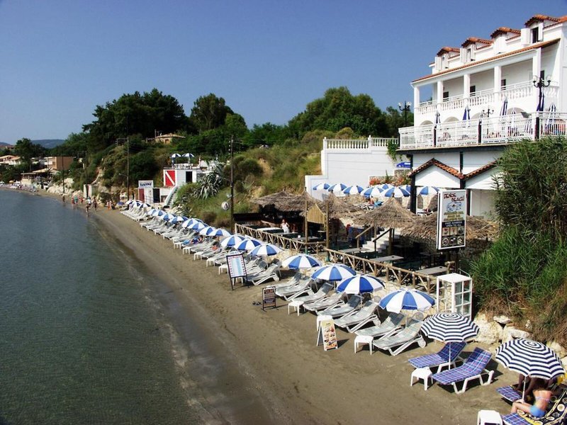 Denise Beach Hotel 10