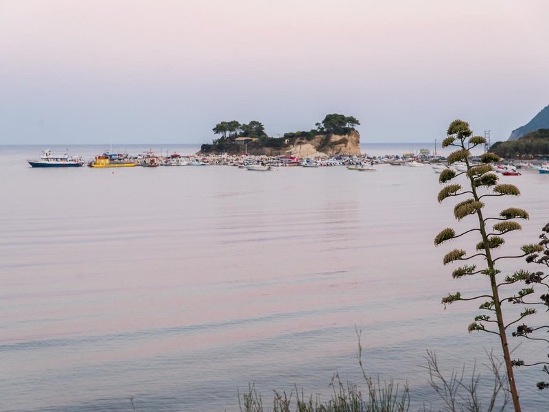 Denise Beach Hotel 13