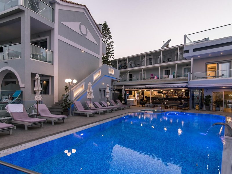 Denise Beach Hotel 19
