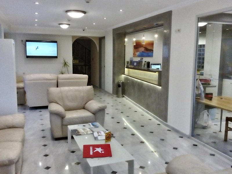 Denise Beach Hotel 26