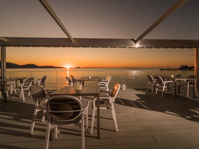 Denise Beach Hotel 27