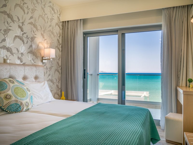 Denise Beach Hotel 42