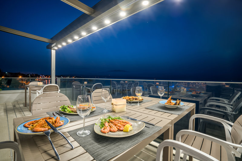 Denise Beach Hotel 14