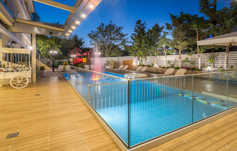 Denise Beach Hotel 15