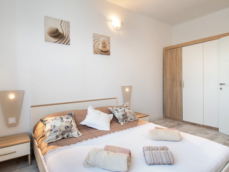 Apartmani Hotel Pavlov 18