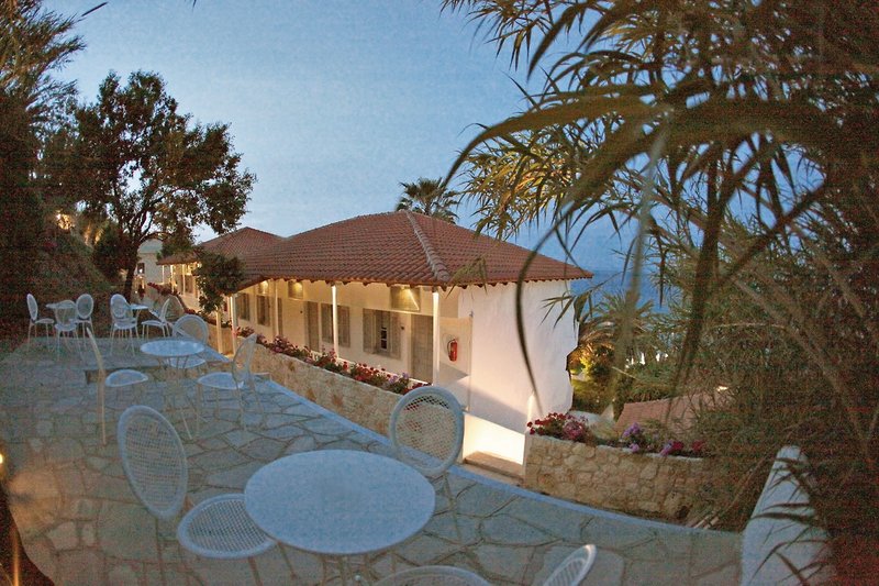 White Suites Resort 9
