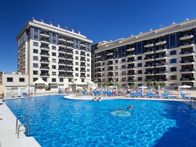 Apartamentos Nuria Sol 10