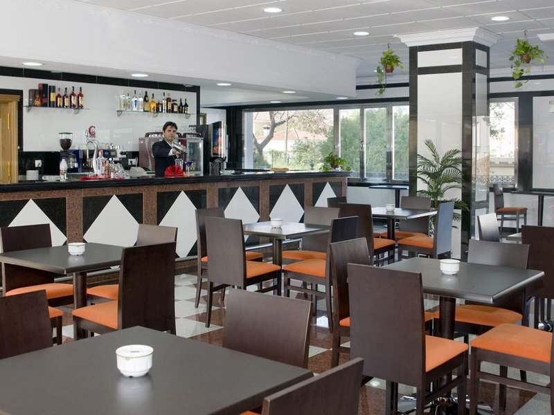 Apartamentos Nuria Sol 17