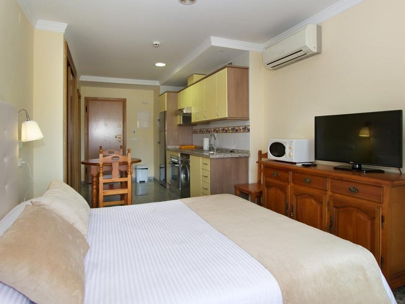 Apartamentos Nuria Sol 36