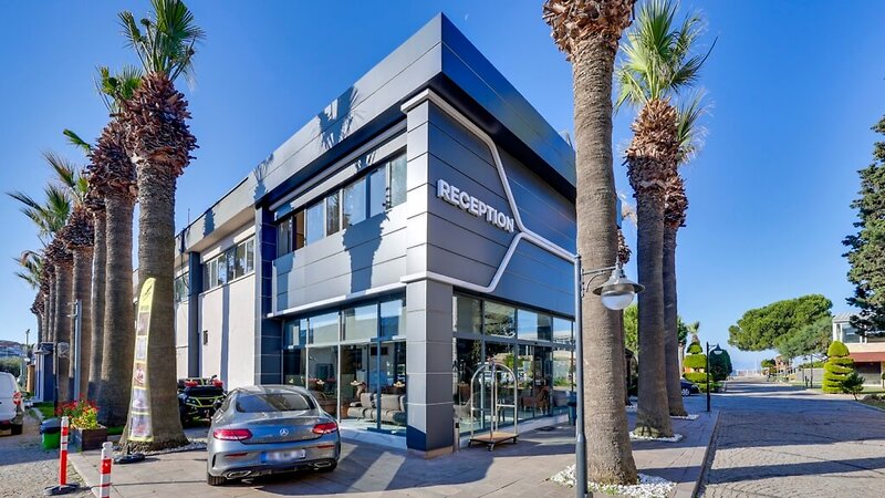 Royal Beach Club Hotel 3