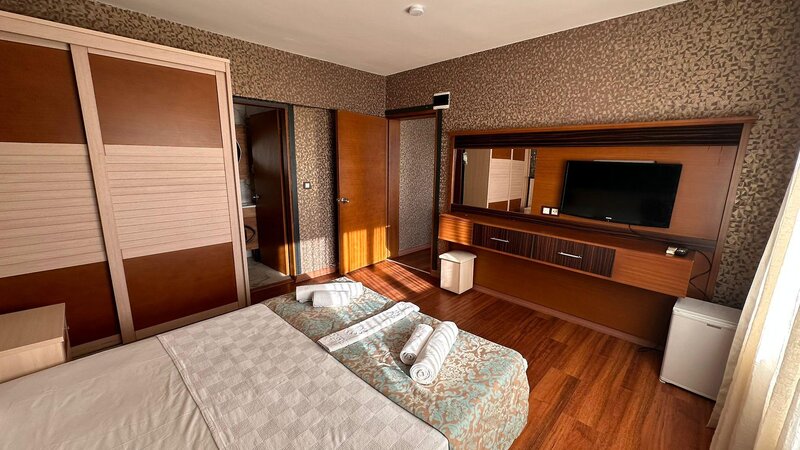 Royal Beach Club Hotel 6