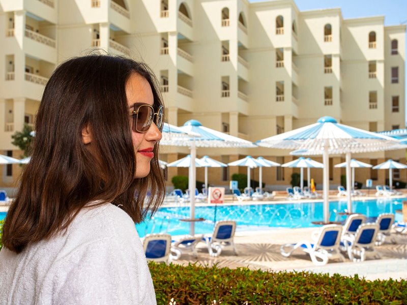 AMC Royal Hotel & Spa 4 - Exterior