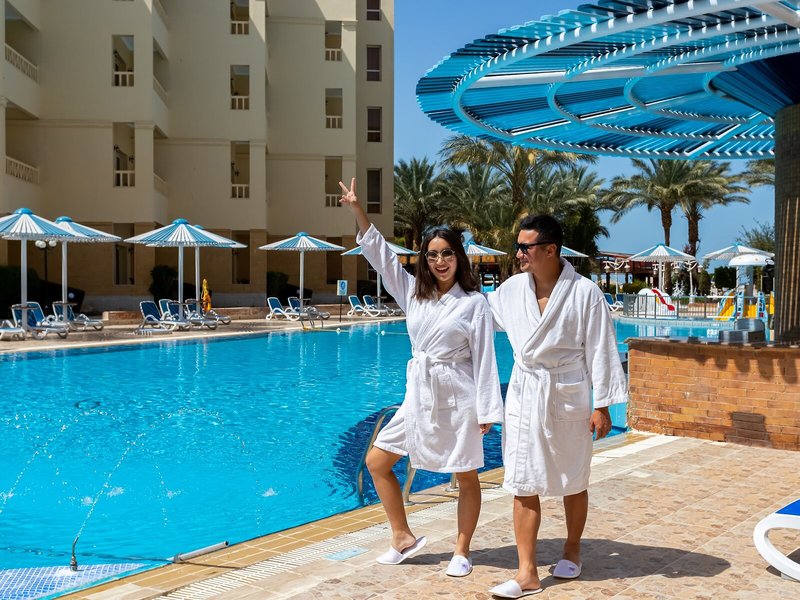 AMC Royal Hotel & Spa 12 - Outdoor Pool