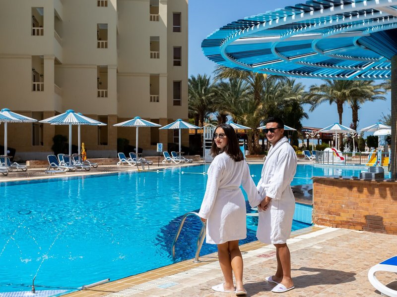 AMC Royal Hotel & Spa 14 - Outdoor Pool