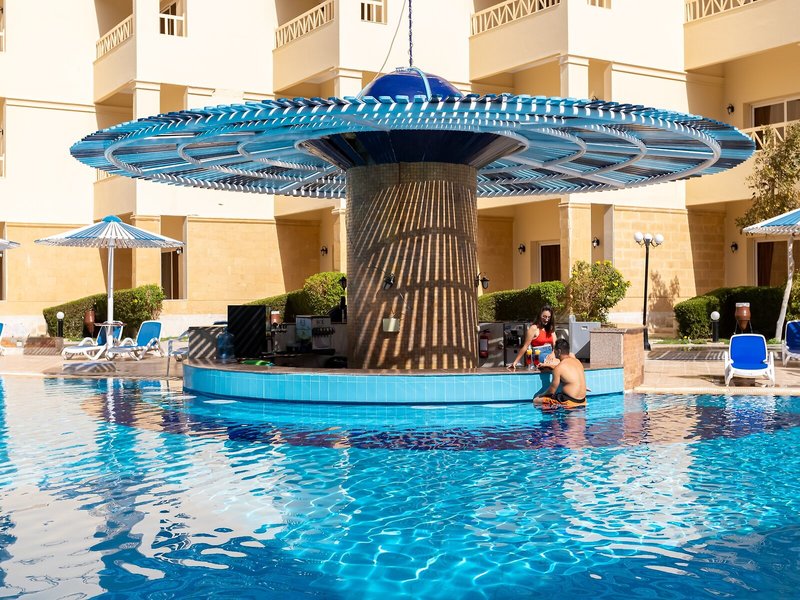 AMC Royal Hotel & Spa 25 - Outdoor Pool