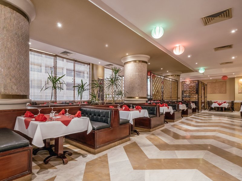 AMC Royal Hotel & Spa 30 - Restaurant